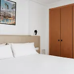 White Beach Apartment